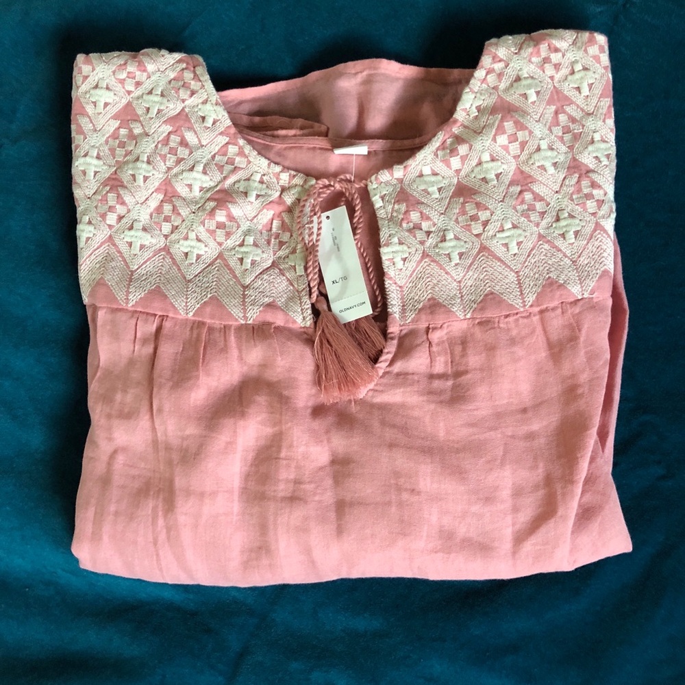 NWT, Old Navy Embroidered Swing Blouse